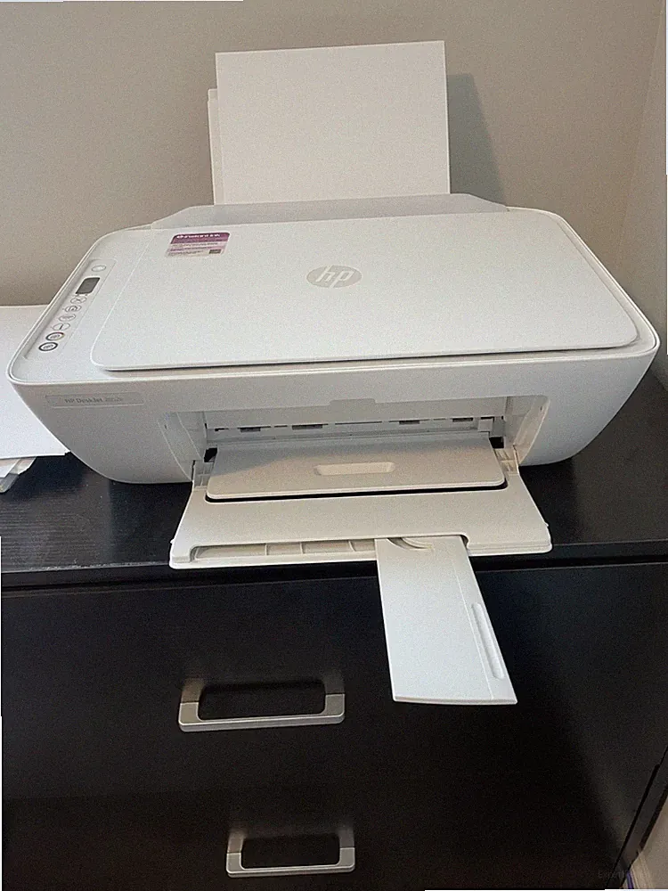 Gently used HP Printer all in one wireless, white, speed – 5 ppm color, 7ppm blk